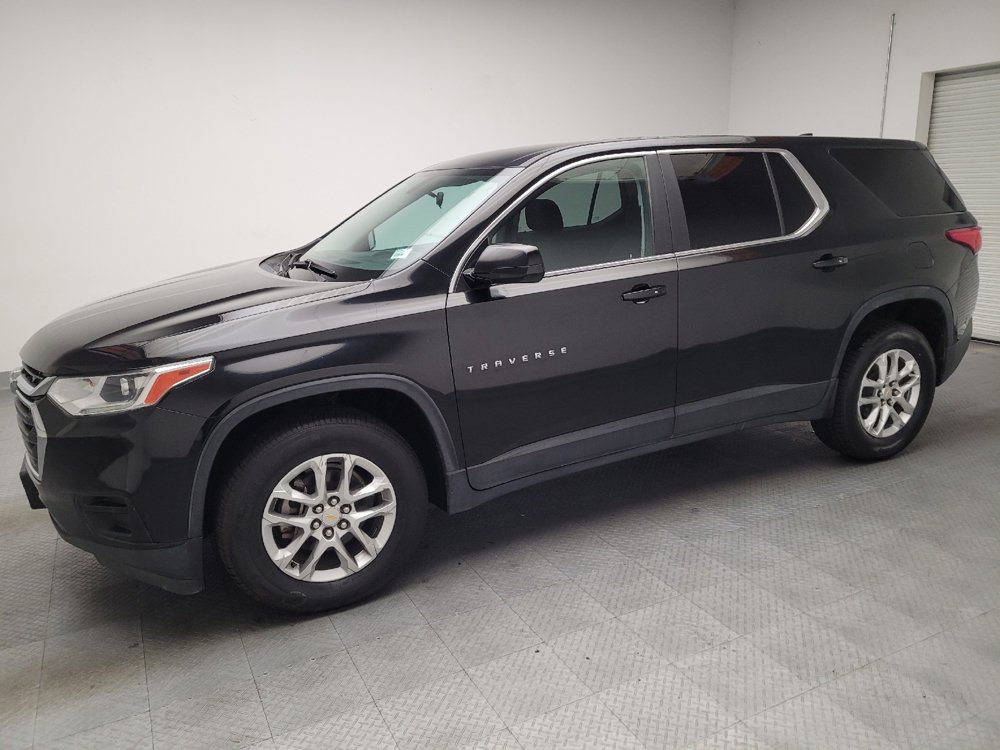 Used 2019 Chevrolet Traverse LS FWD image 2