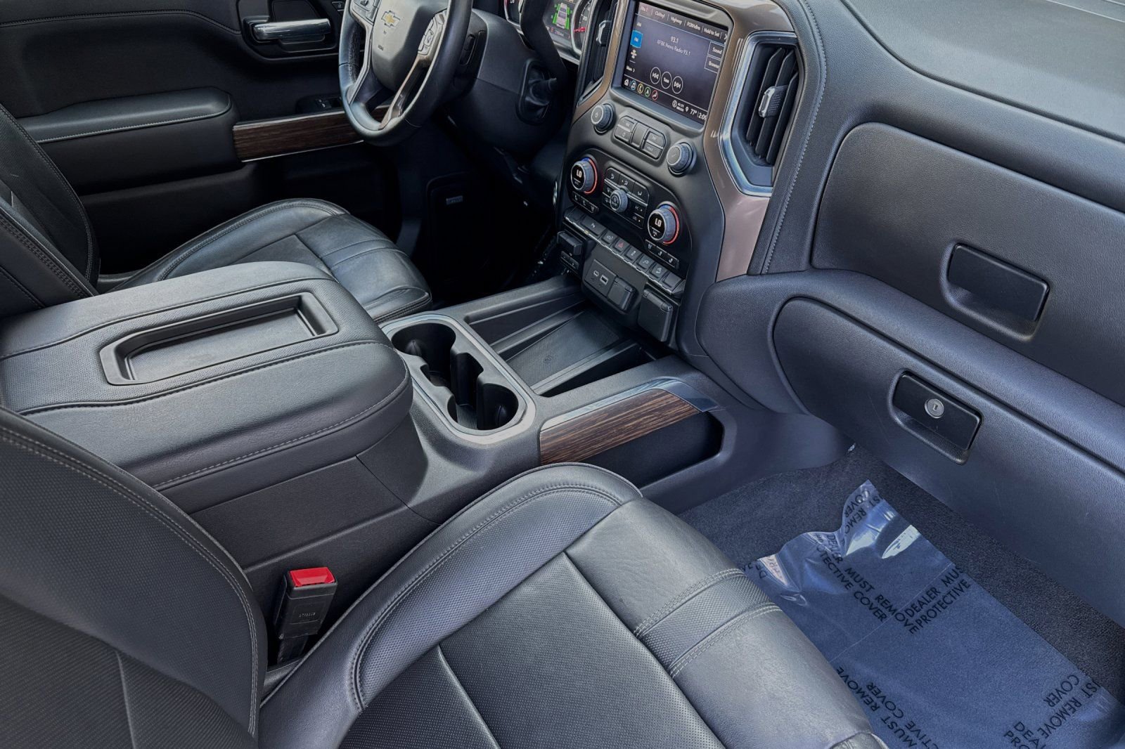 Used 2022 Chevrolet Silverado 1500 High Country w/ Z71 Off-Road Package AWD/4WD image 18