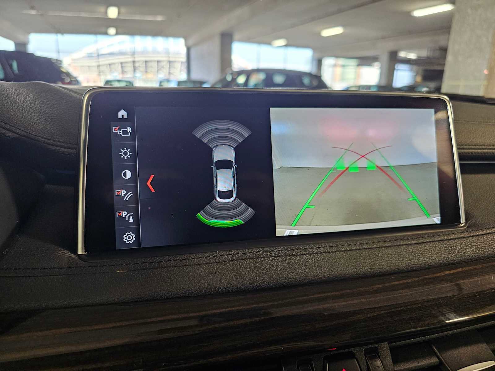 Used 2019 BMW X6 xDrive35i w/ M Sport Package image 16