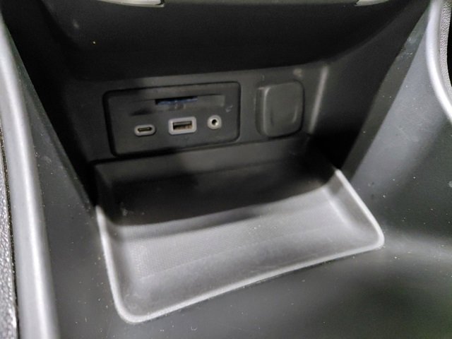 Certified 2024 GMC Terrain SLT image 29