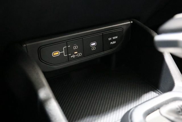 Used 2025 Kia K4 LXS FWD image 30
