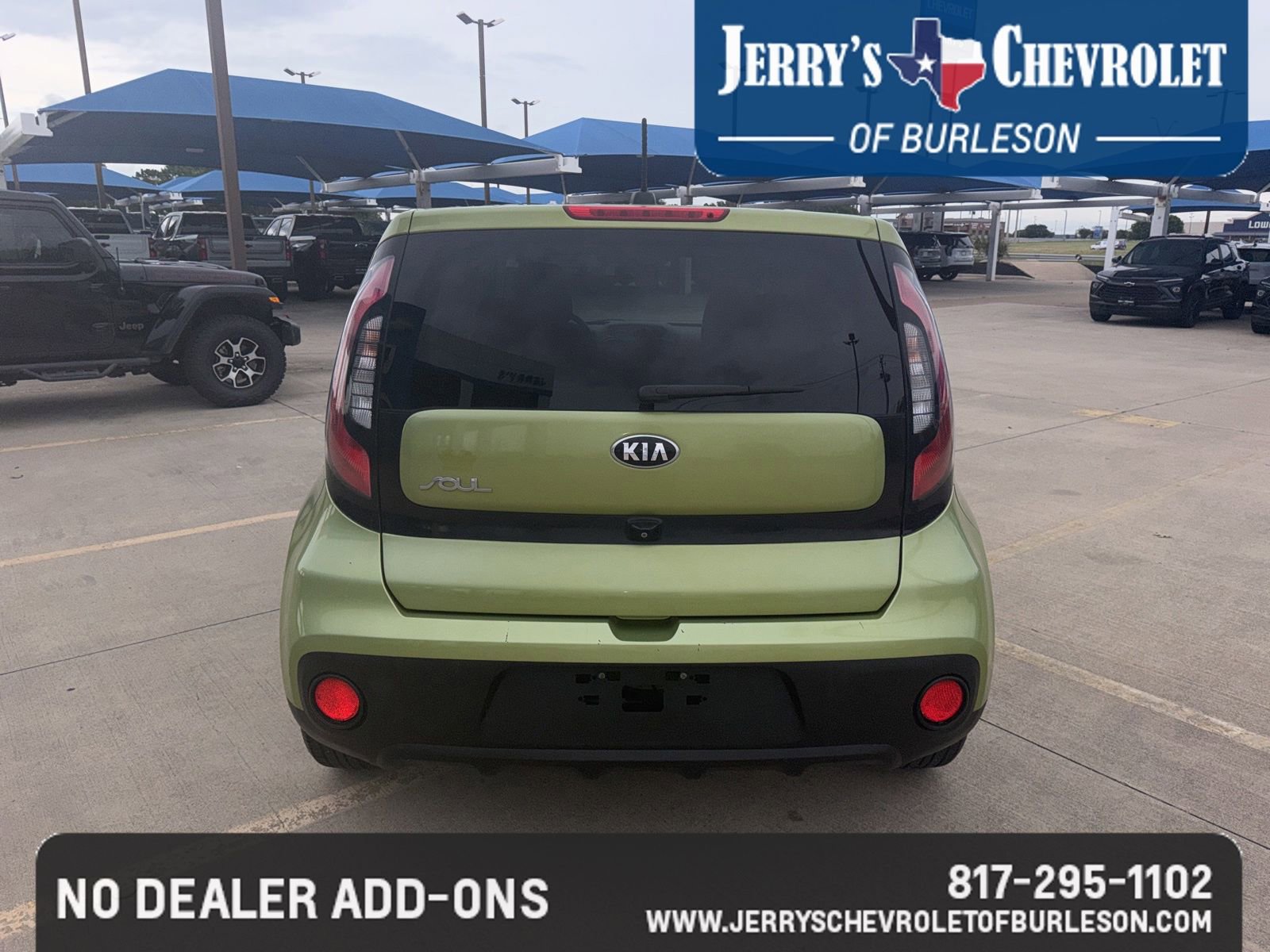 Used 2018 Kia Soul w/ Convenience Package FWD image 4