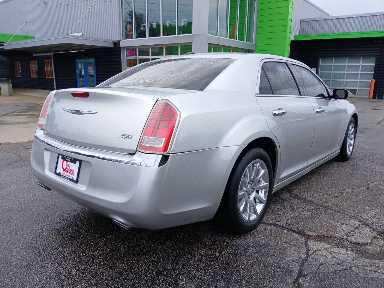 Used 2012 Chrysler 300 Limited RWD image 6