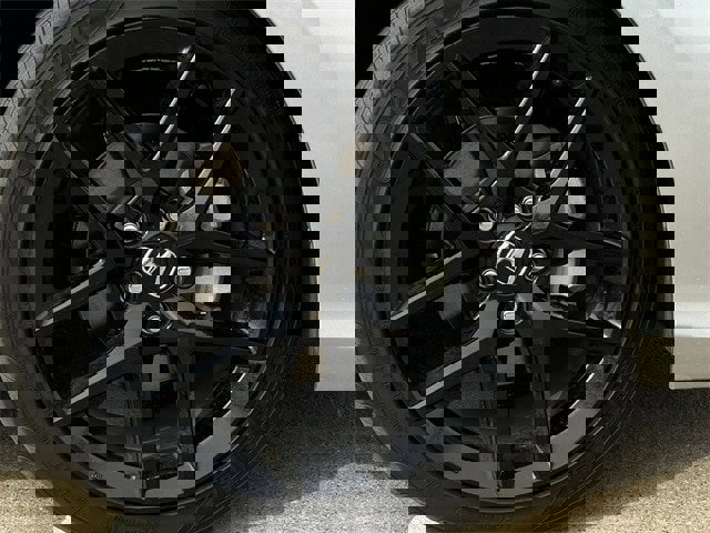 Used 2025 Honda Civic Sport image 12