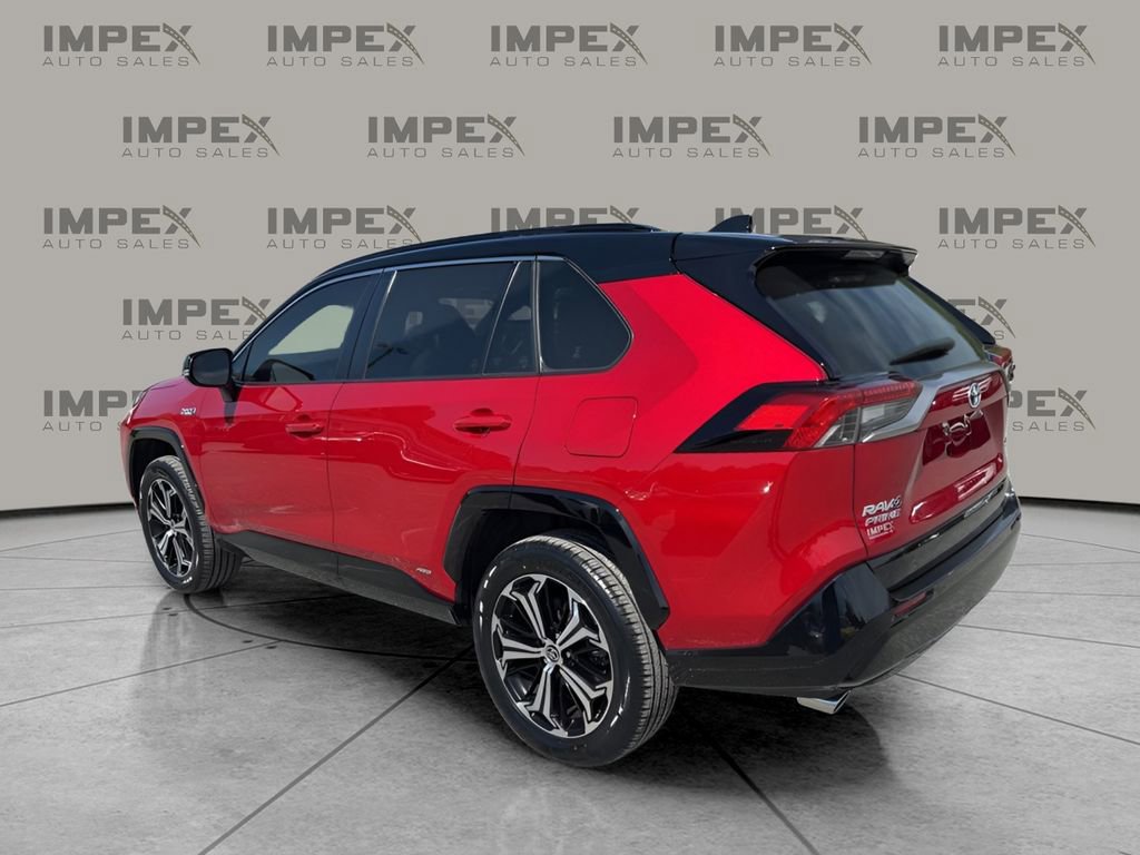Used 2022 Toyota RAV4 XSE w/ Weather Package AWD/4WD image 3