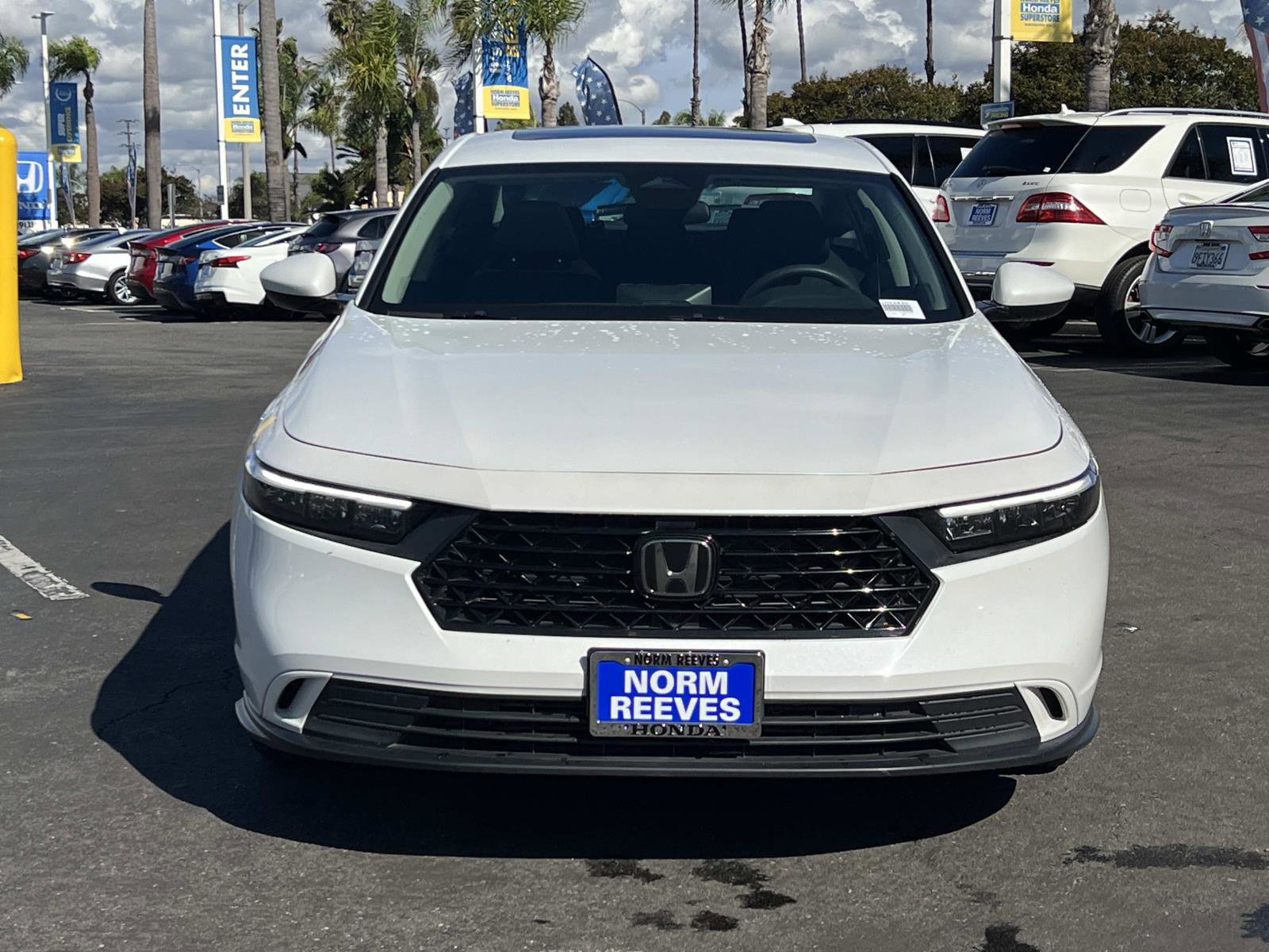 Used 2023 Honda Accord EX image 4