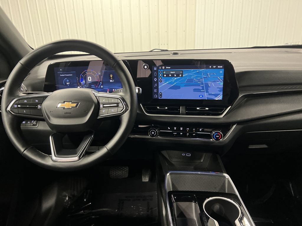 Certified 2025 Chevrolet Equinox LT AWD/4WD image 17