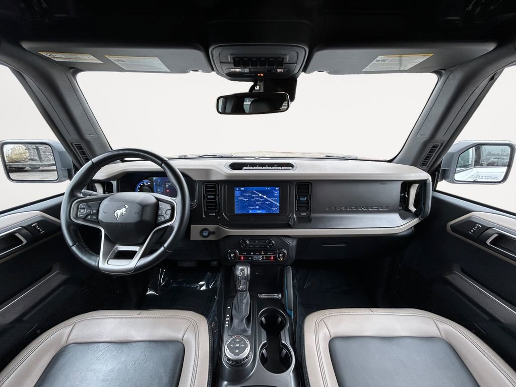 Used 2023 Ford Bronco Wildtrak image 14