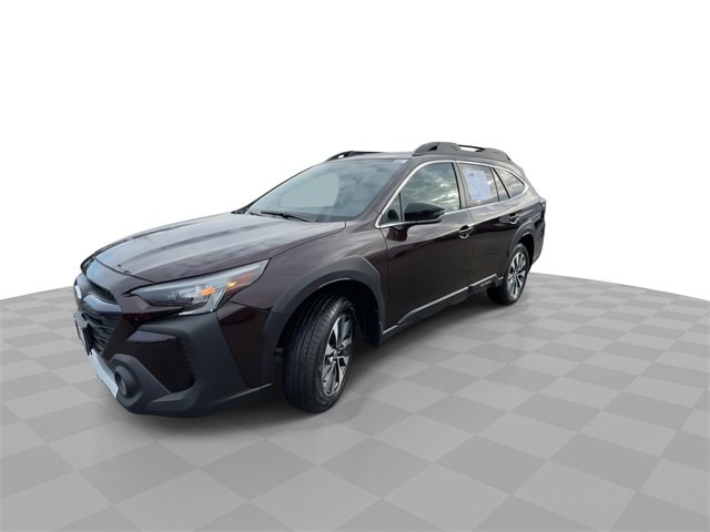 Used 2023 Subaru Outback Limited image 4
