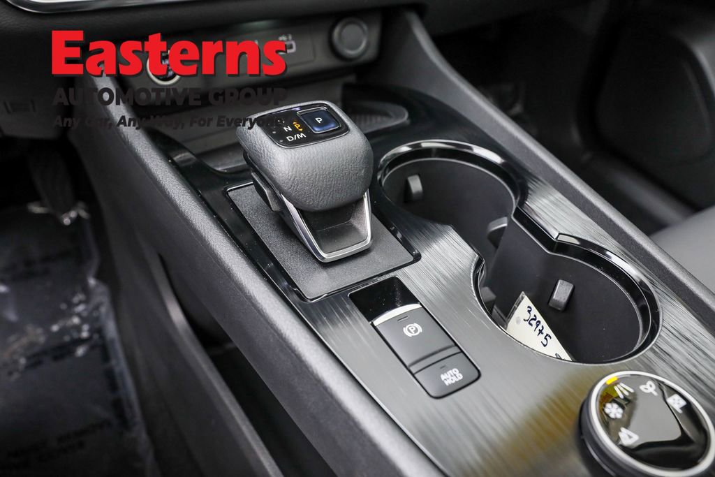 Used 2021 Nissan Rogue SV w/ Premium Package image 19