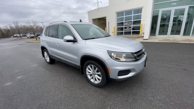 Used 2017 Volkswagen Tiguan Wolfsburg Edition image 2