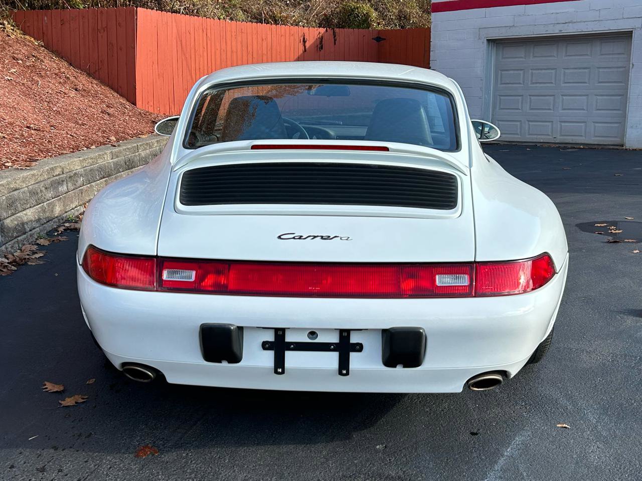 Used 1995 Porsche 911 Carrera RWD image 4