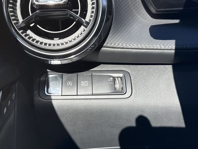 Certified 2025 Chevrolet Equinox LT w/ Safety and Technology Package image 17