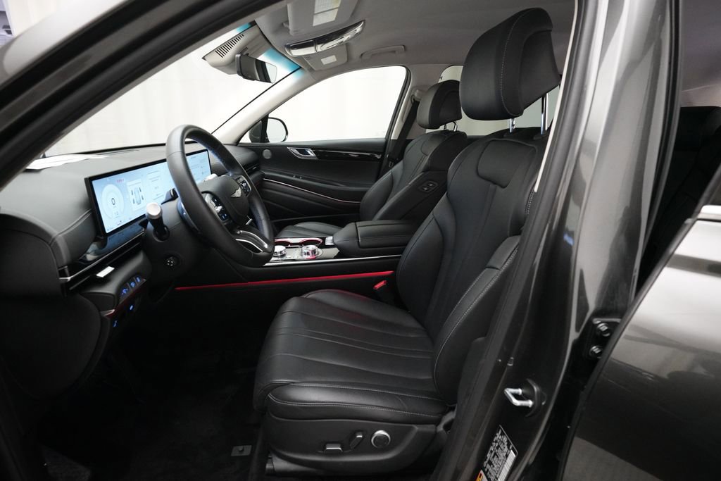 Used 2025 Genesis GV80 2.5T Standard AWD/4WD image 7