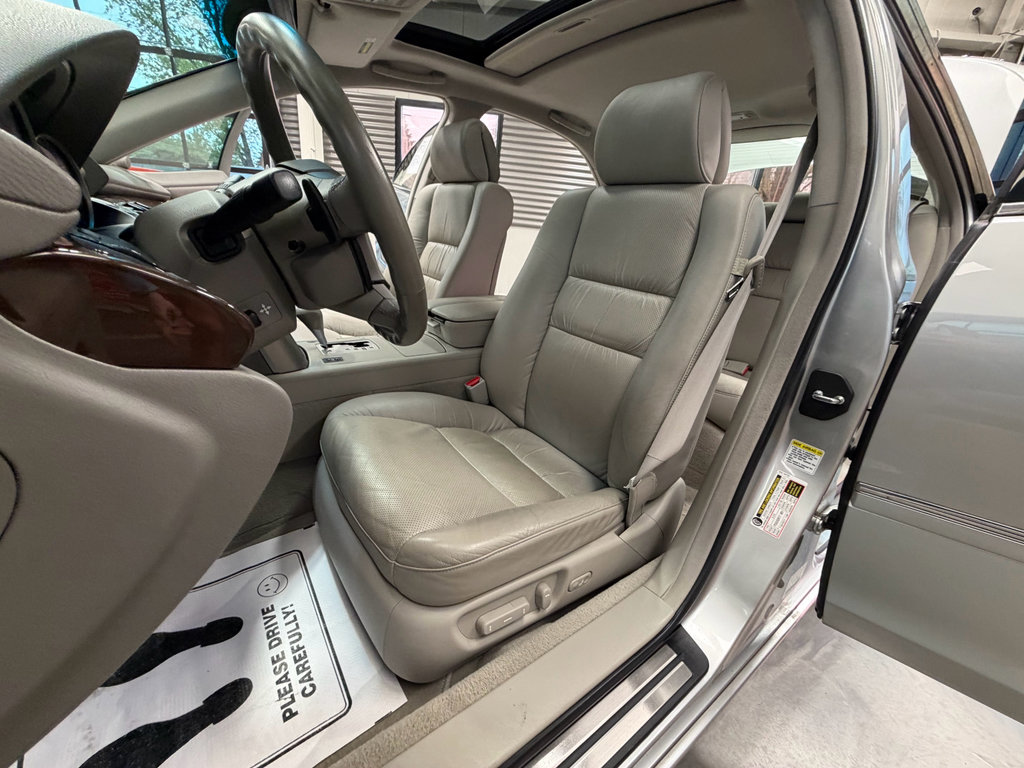 Used 2007 Acura RL w/ Technology Package AWD/4WD image 7
