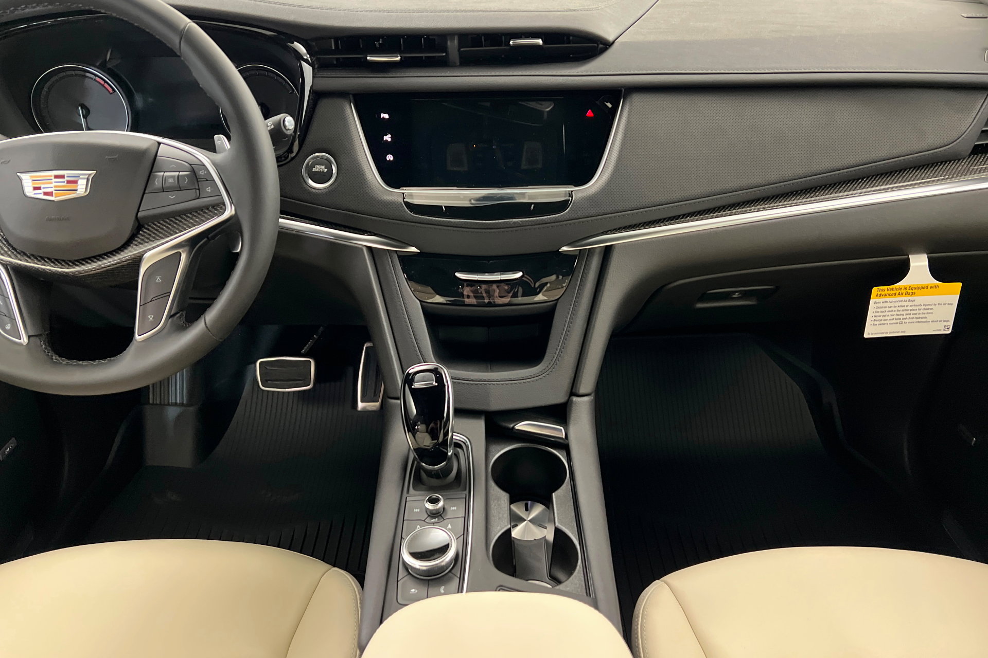 New 2026 Cadillac XT5 Sportv w/ LPO, Floor Liner Package AWD/4WD image 14
