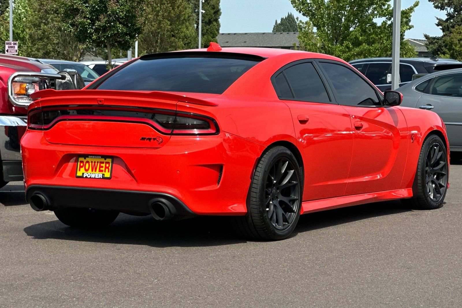 Used 2016 Dodge Charger SRT Hellcat w/ Harman/Kardon Audio Group RWD image 4