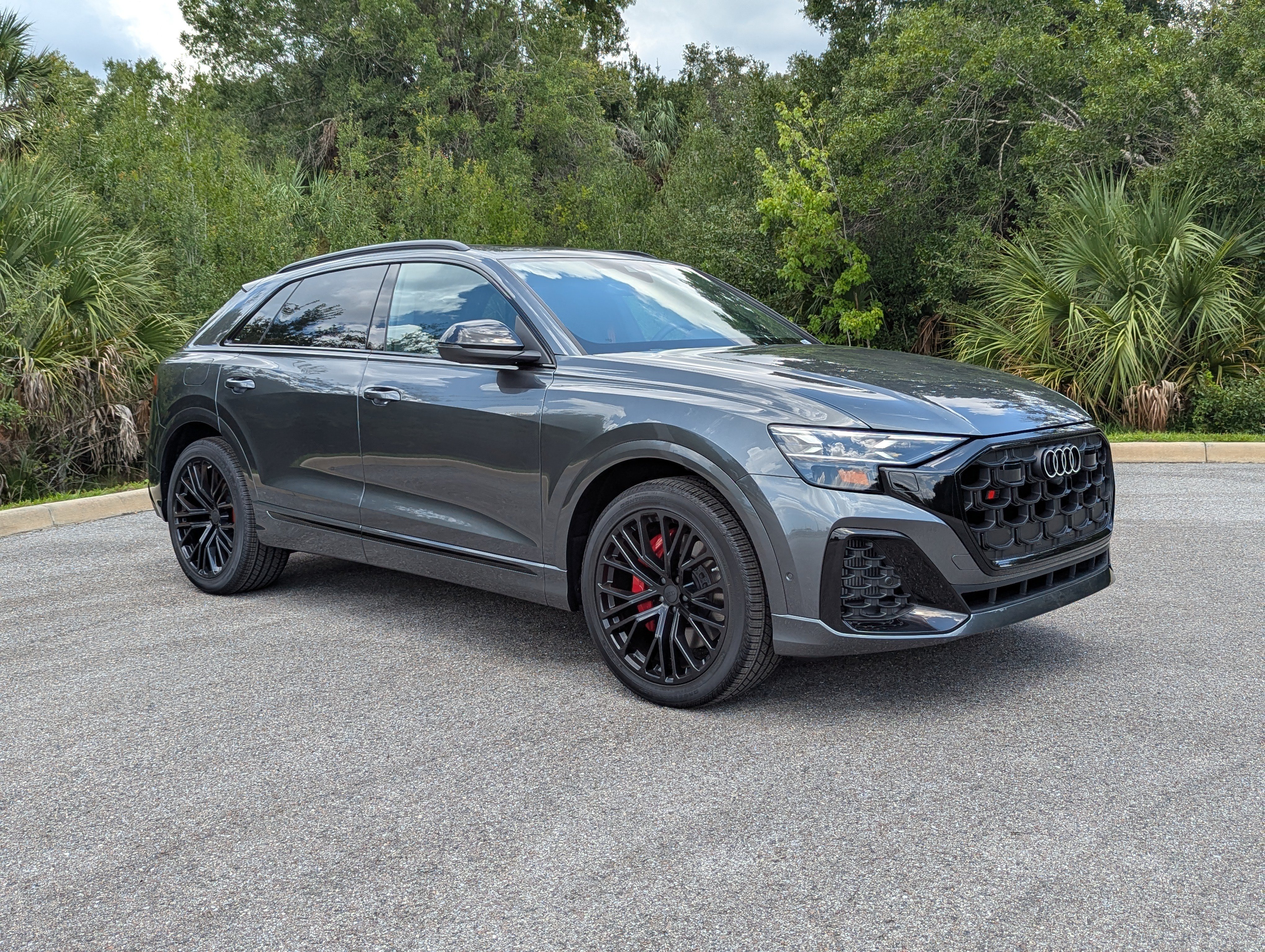 New 2026 Audi SQ8 Prestige AWD/4WD video 1