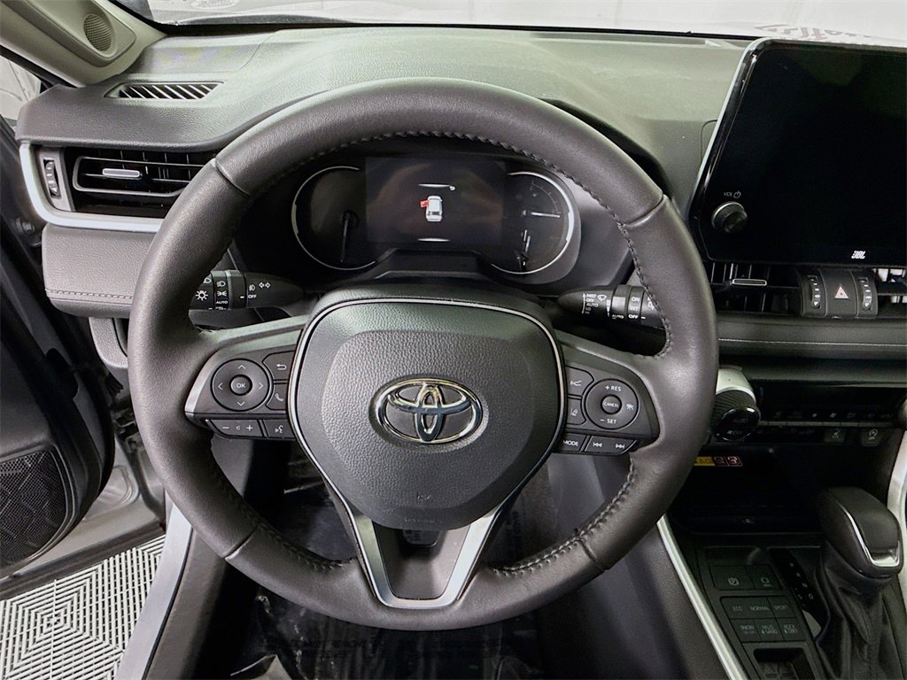 Certified 2023 Toyota RAV4 XLE Premium image 21