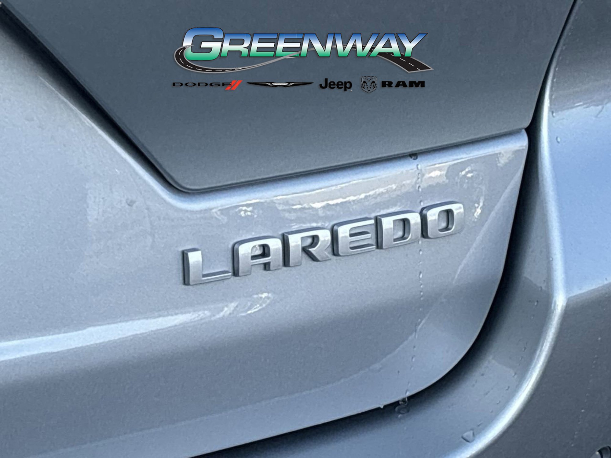 New 2025 Jeep Grand Cherokee Laredo image 8