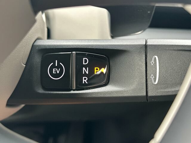 Used 2024 Kia EV9 Land AWD/4WD image 26