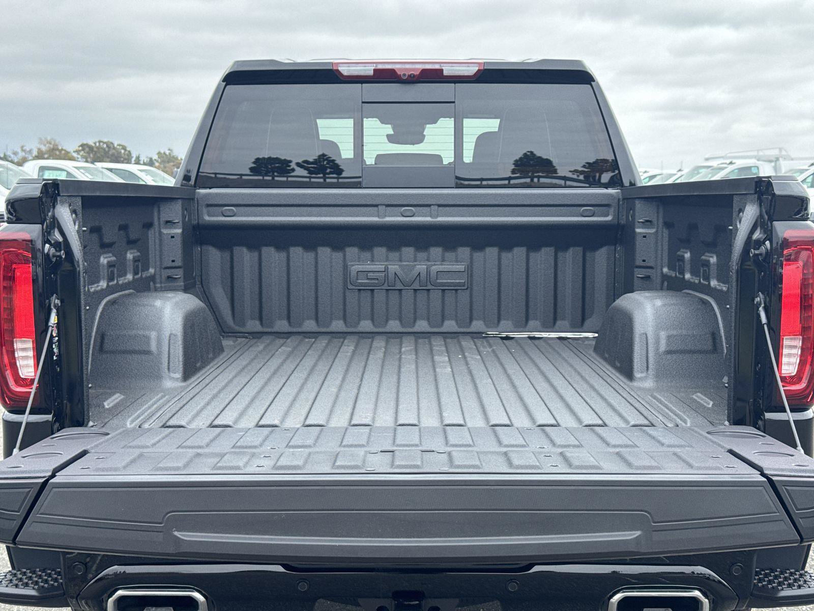 New 2026 GMC Sierra 1500 Denali Ultimate AWD/4WD image 27