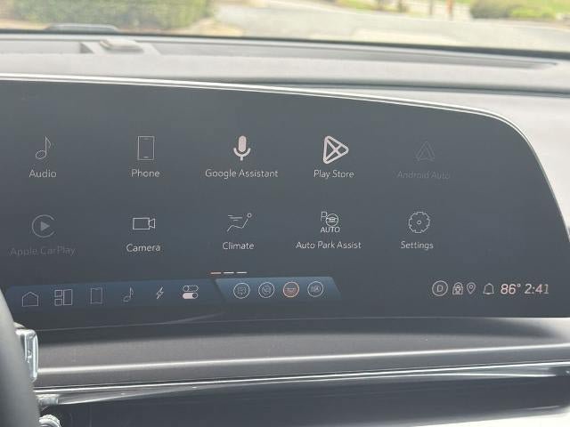 Certified 2024 Cadillac Lyriq Tech w/ Driver Assist Package AWD/4WD image 29