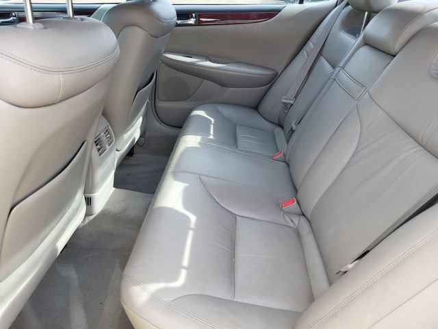 Used 2004 Lexus ES 330 FWD image 22