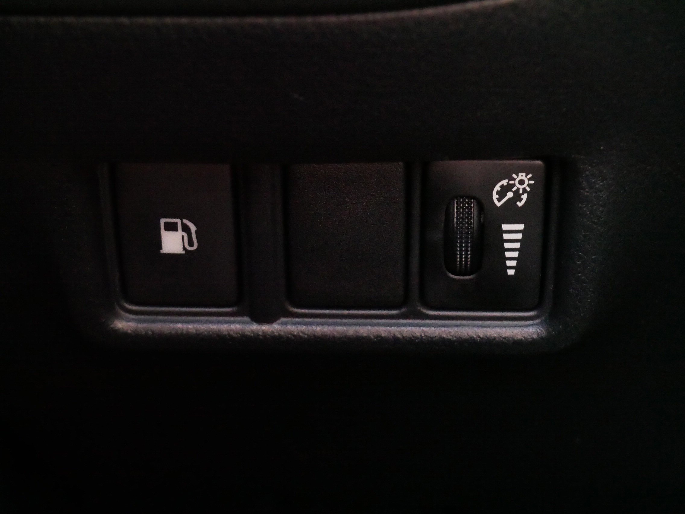 Certified 2020 Toyota C-HR Limited FWD image 26