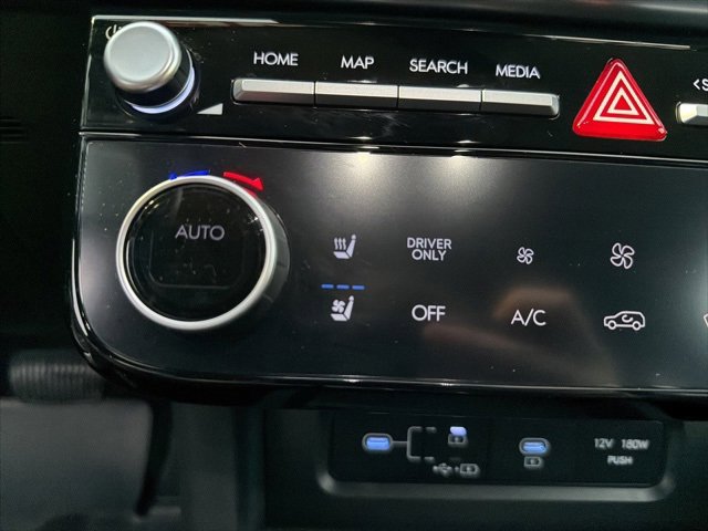 Certified 2025 Hyundai Tucson Limited image 23