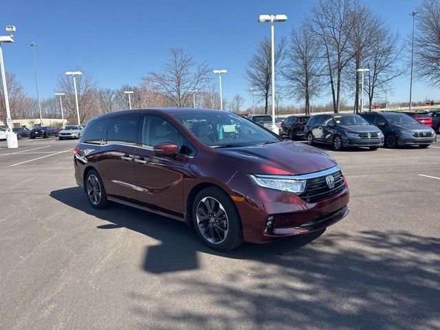 Used 2021 Honda Odyssey Elite image 3