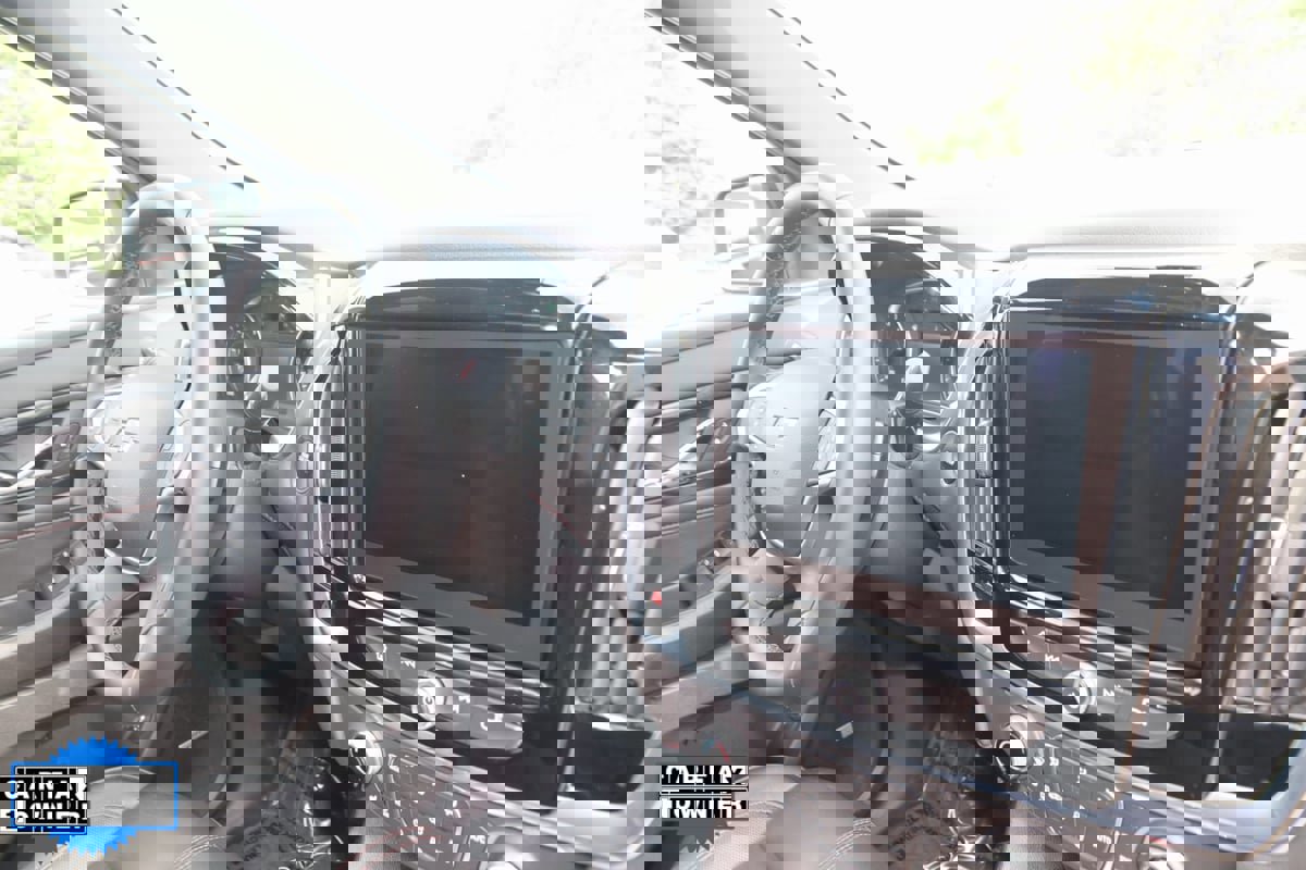 Used 2023 Chevrolet Traverse RS w/ LPO, Floor Liner Package image 53