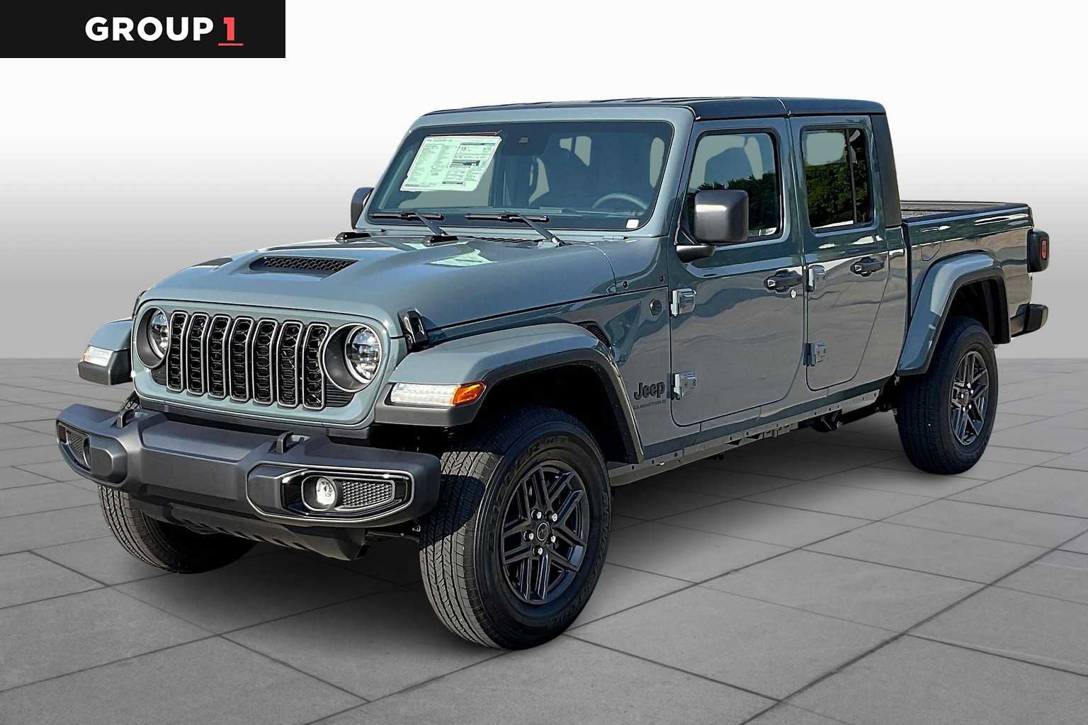 New 2025 Jeep Gladiator Sport image 1