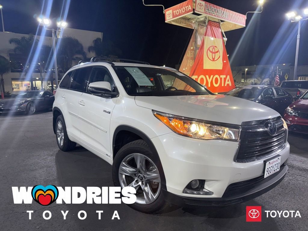 Used 2016 Toyota Highlander Limited w/ Driver Technology Package image 1