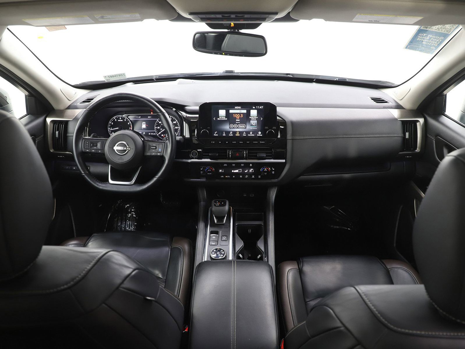 Used 2022 Nissan Pathfinder Platinum w/ Cargo Package image 17