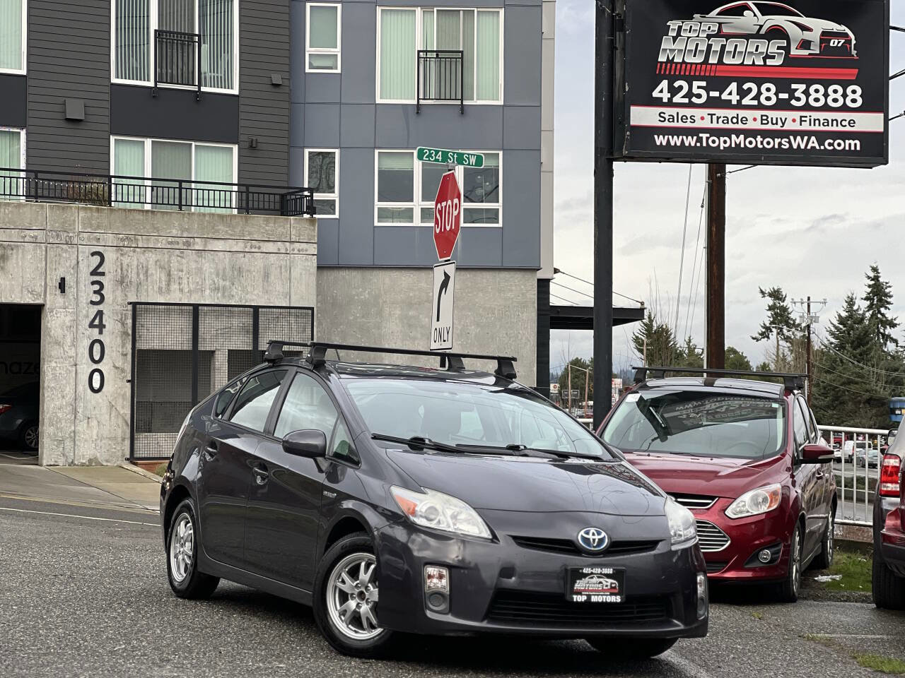 Used 2010 Toyota Prius Three image 1