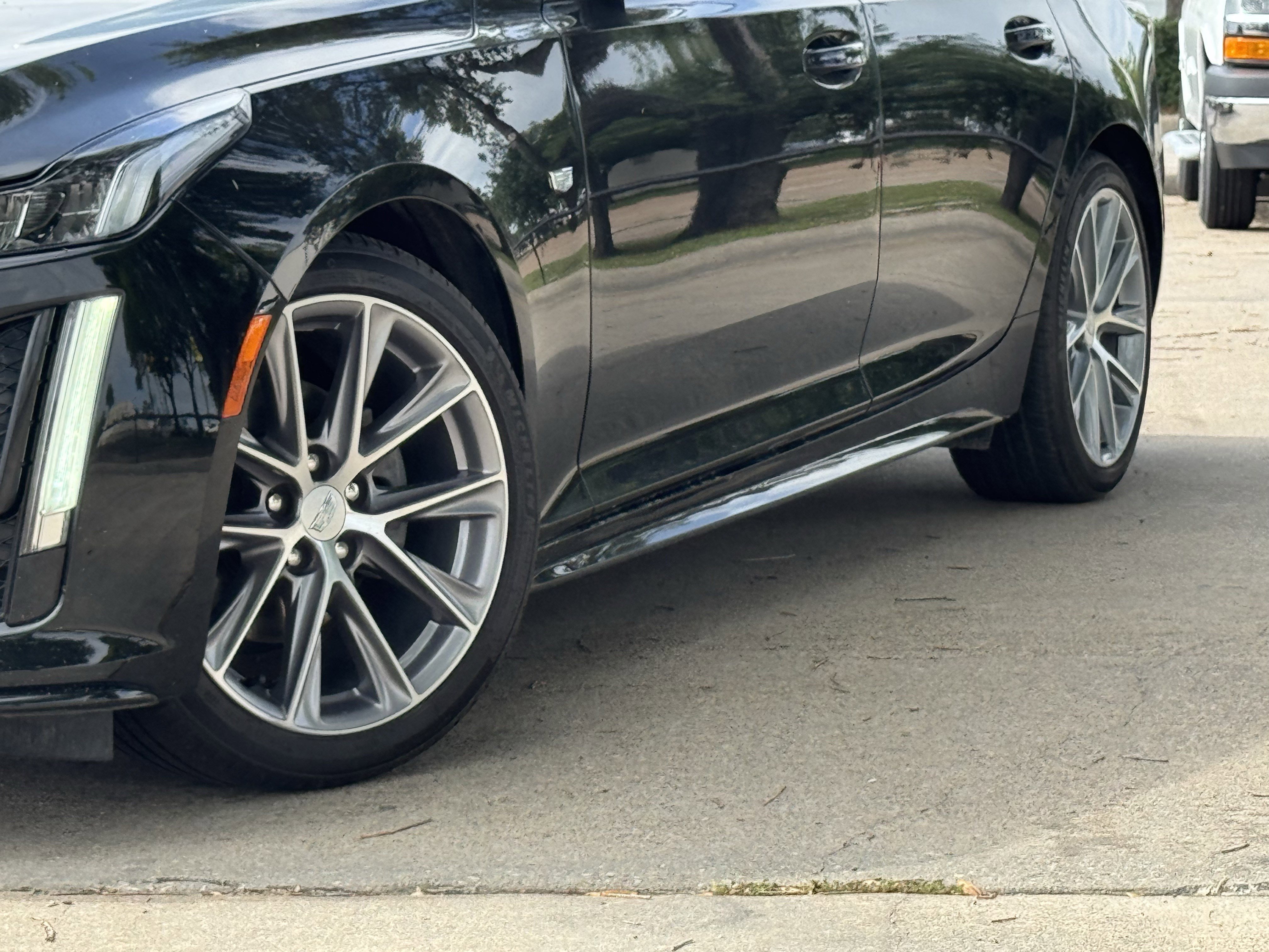 Used 2023 Cadillac CT5 Sport RWD image 12