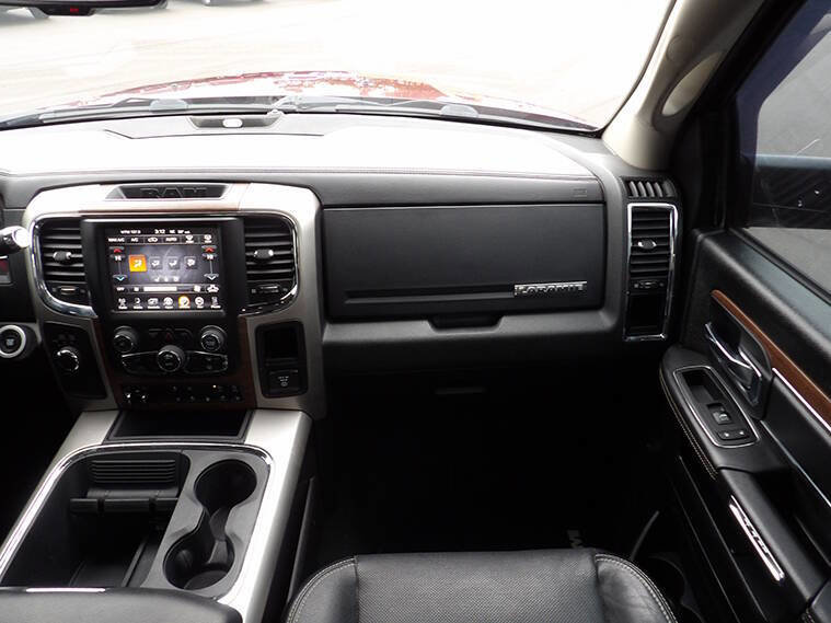 Used 2017 RAM 3500 Laramie w/ Convenience Group image 20