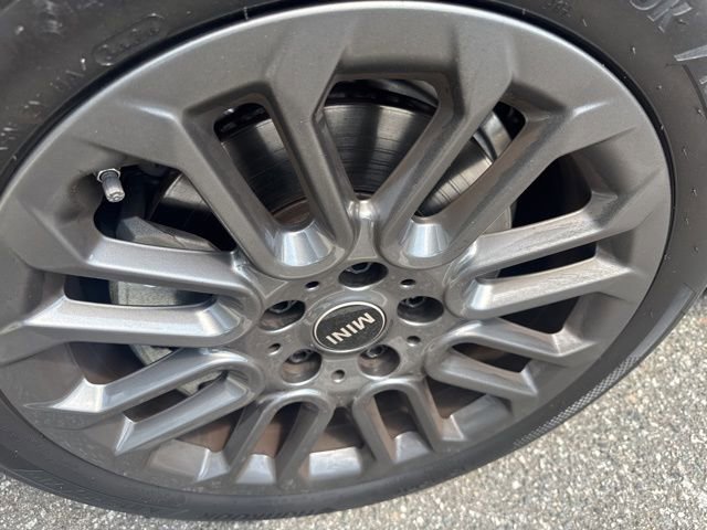 Used 2025 MINI Cooper S FWD image 19