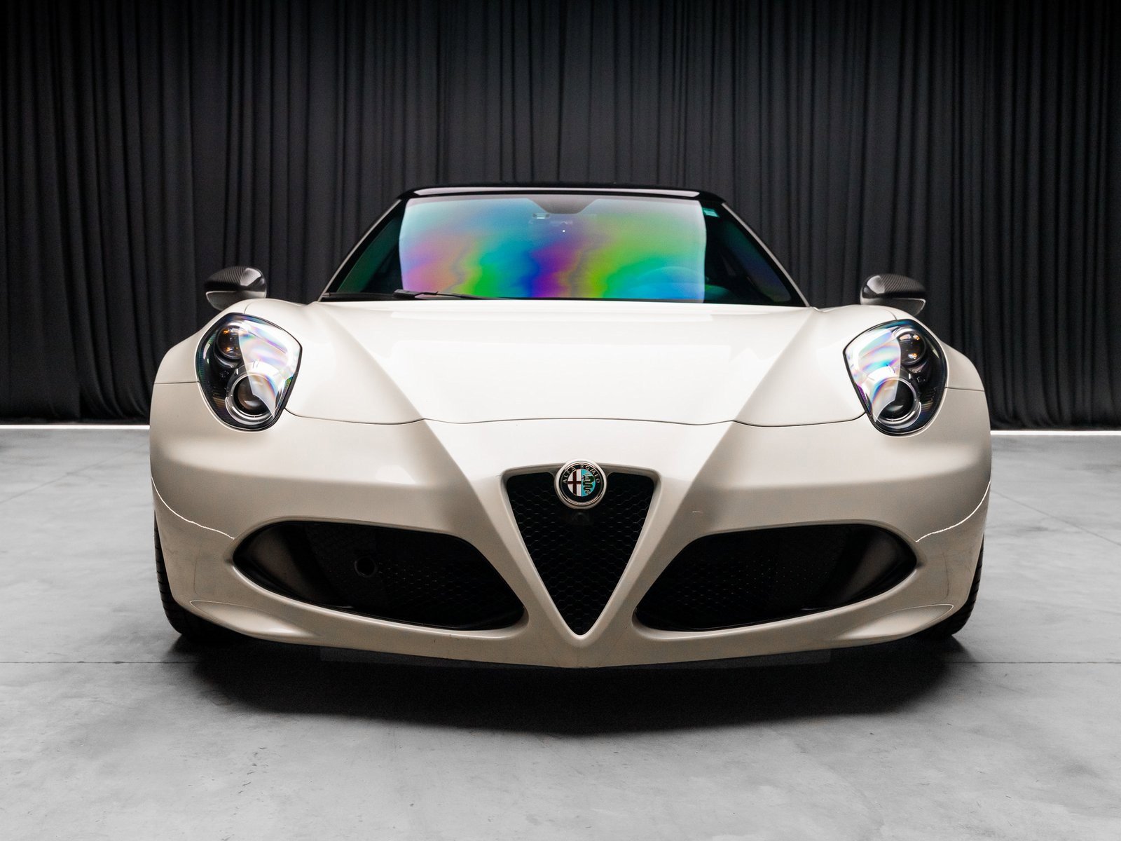 Used 2015 Alfa Romeo 4C Coupe w/ Leather Interior Group image 18