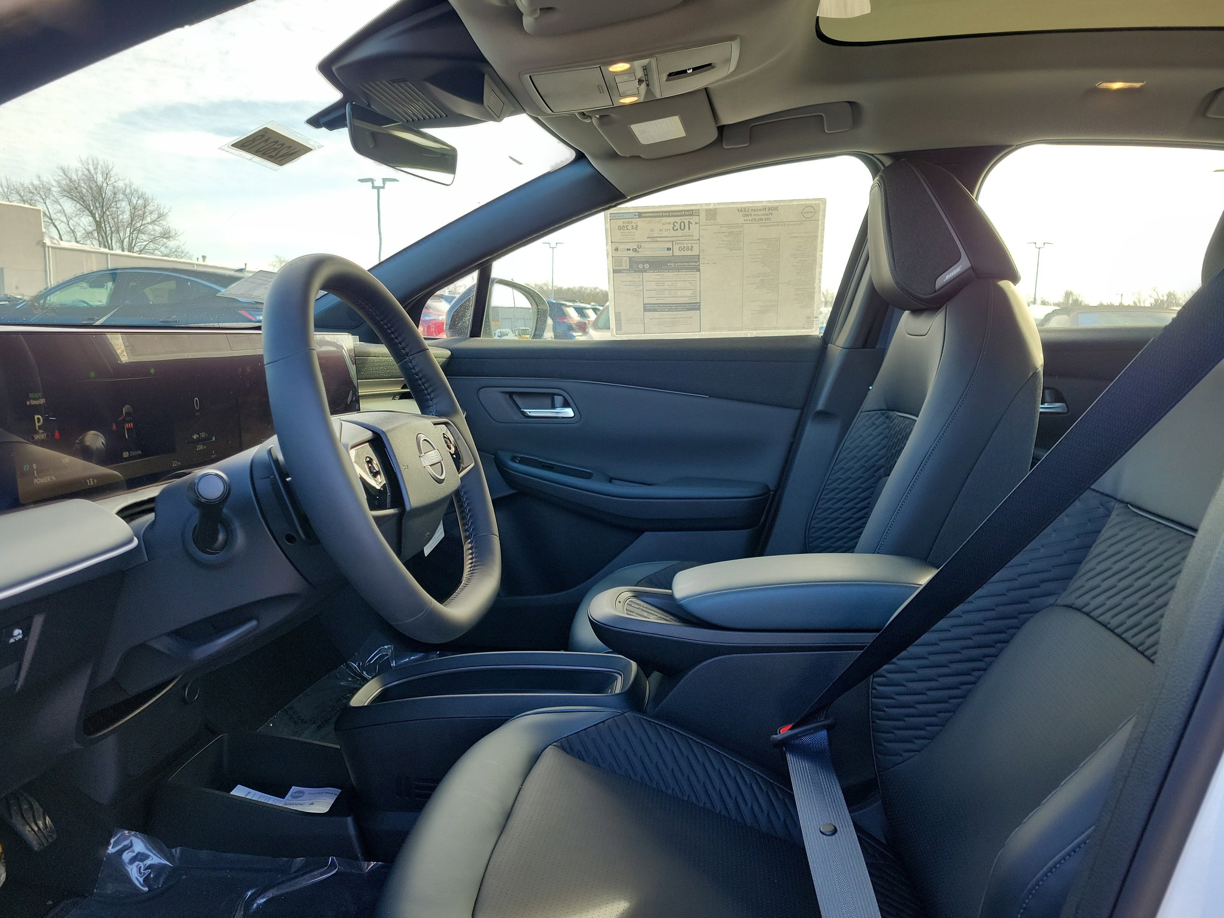 New 2026 Nissan Leaf Platinum+ w/ Cargo Package (Platinum+) FWD image 15