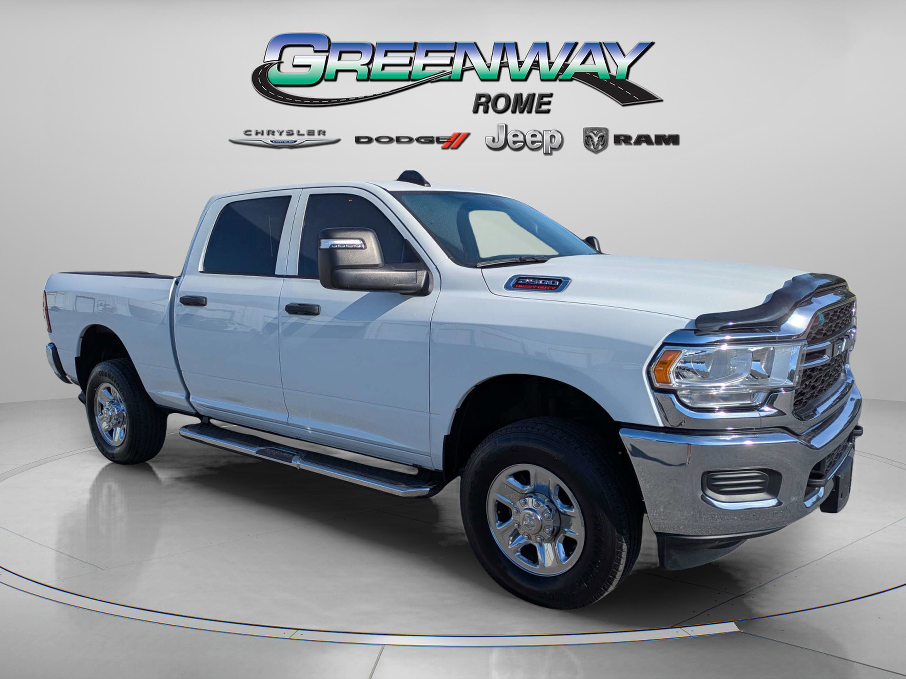 Used 2024 RAM 2500 Tradesman w/ Chrome Appearance Group AWD/4WD image 2