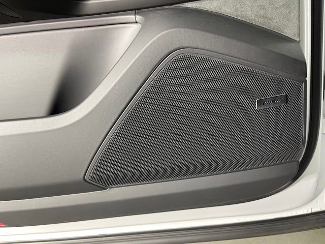 New 2026 Porsche Cayenne GTS image 33