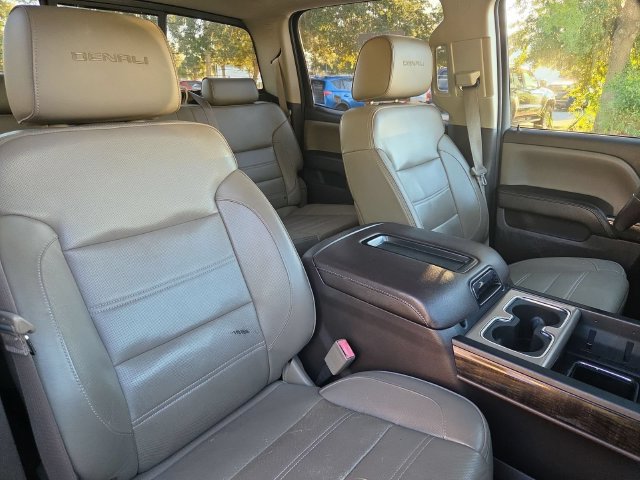 Certified 2015 GMC Sierra 2500 Denali w/ Duramax Plus Package AWD/4WD image 27
