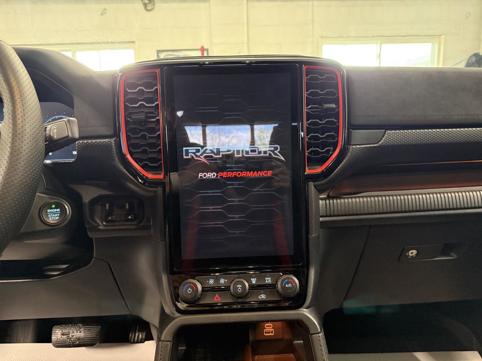 Used 2024 Ford Ranger Raptor AWD/4WD image 16