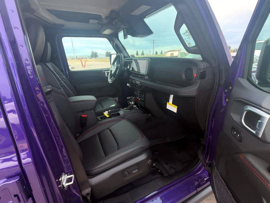 New 2026 Jeep Wrangler Unlimited Rubicon AWD/4WD image 31