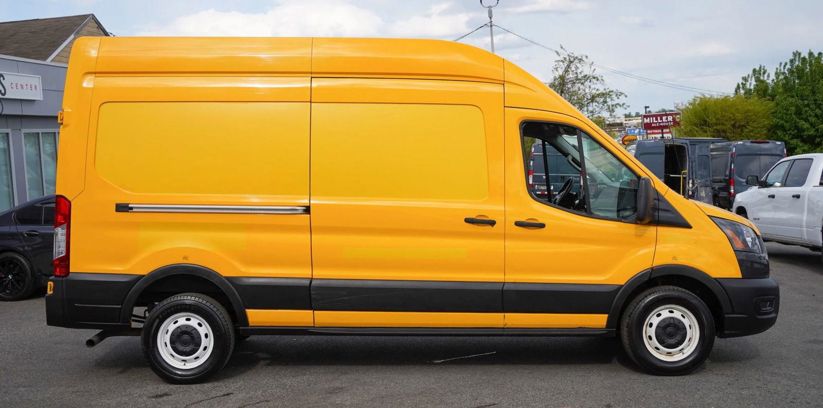 Used 2021 Ford Transit 250 148 High Roof w/ Load Area Protection Package image 7