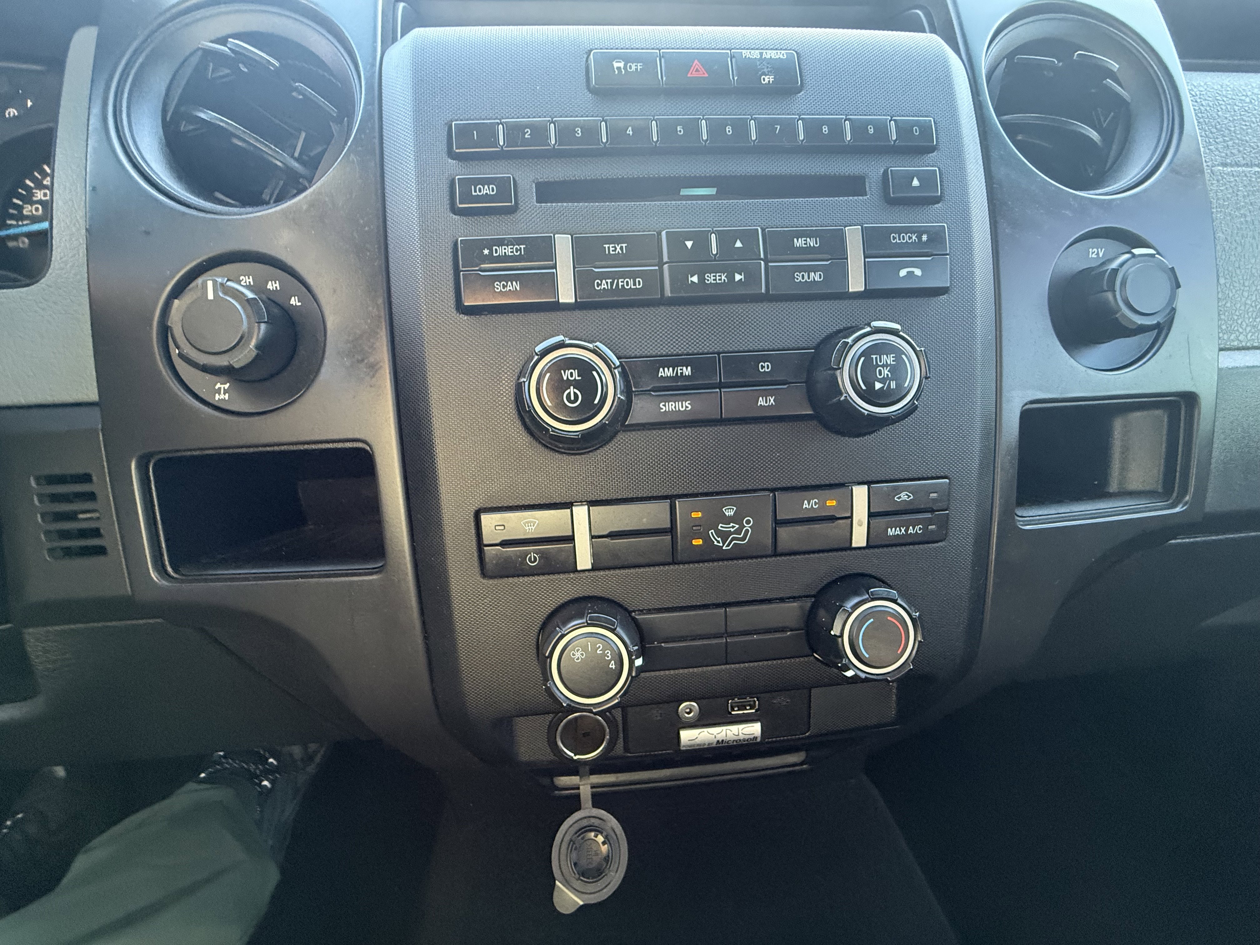 Used 2014 Ford F150 STX w/ Equipment Group 201A Mid AWD/4WD image 19