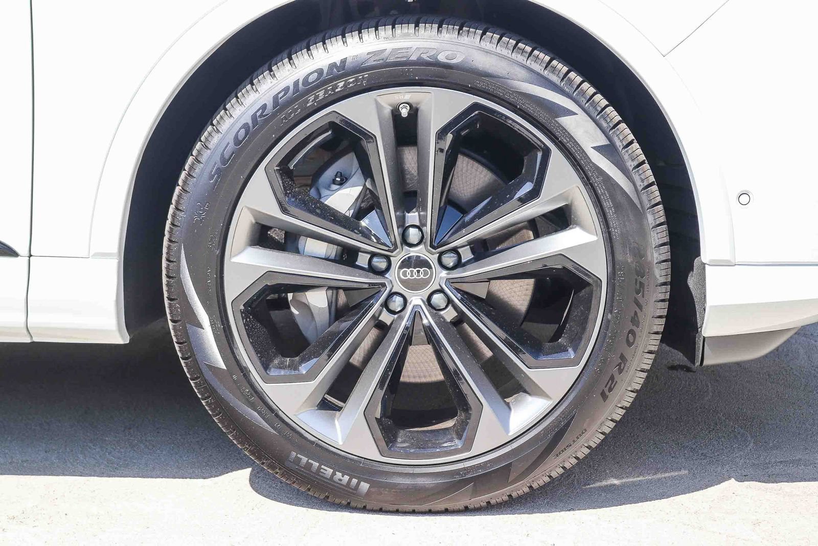 New 2026 Audi Q7 Premium Plus AWD/4WD image 9