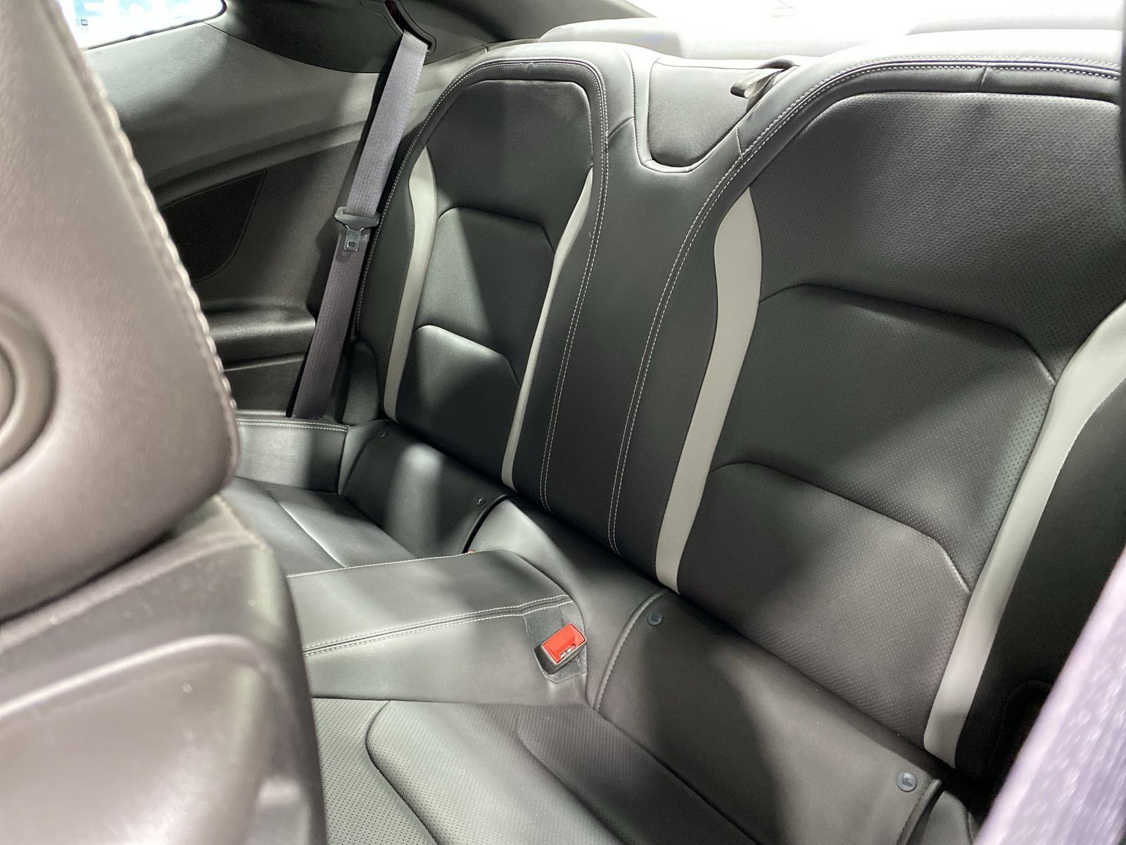 Used 2016 Chevrolet Camaro LT RWD image 22